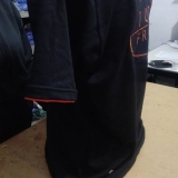camiseta bordada pedraria sob encomenda Chora Menino