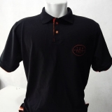 camisetas com rosa bordada São Roque